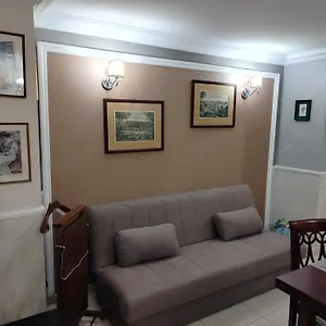 Azalea House Catane