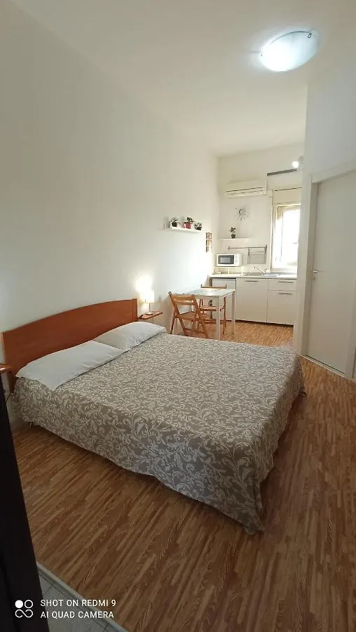 Fontanarossa Airport Apartment Catania Homestay